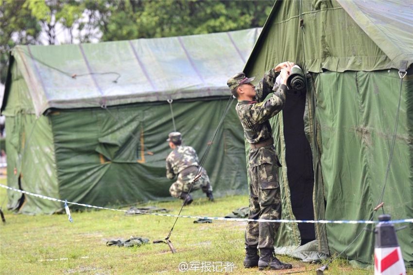 蛟河军用充气大型帐篷